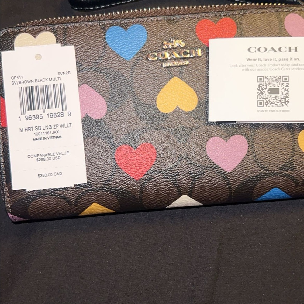 Coach Multicolor Heart Pattern Wallet - image 4